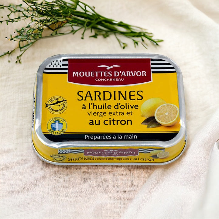 Mouettes d'Arvor Sardines with Olive Oil and Lemon, 4oz (115 g)